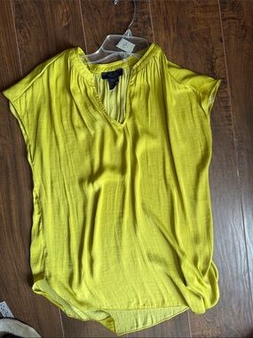 New Rachel blouse top Yellow V-Neck Women's Top